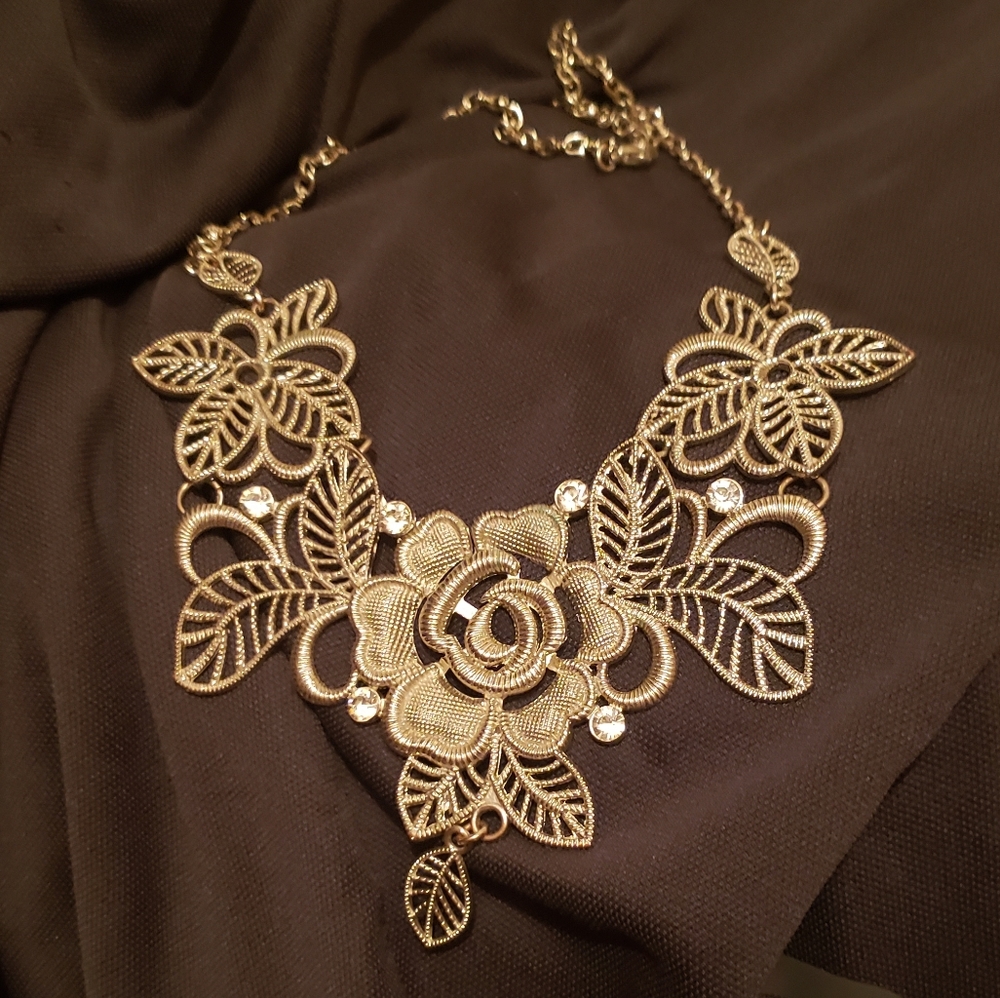 Beautiful large floral necklace